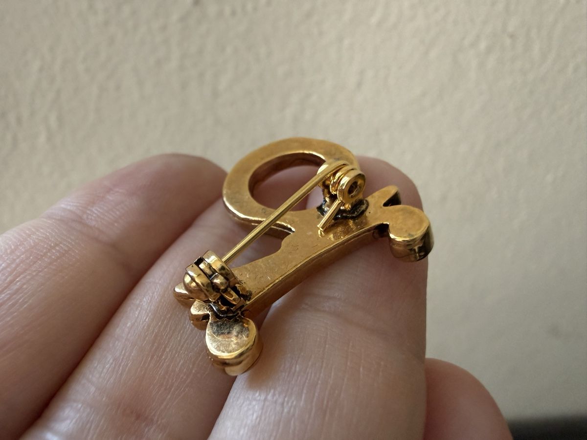 Spille & Fermagli: Vintage-Brosche mit Initiale P goldfarben mit Strass. – Nuovo (secondo la descrizione) da Lamone venduto da LaCantinaMagica 2
