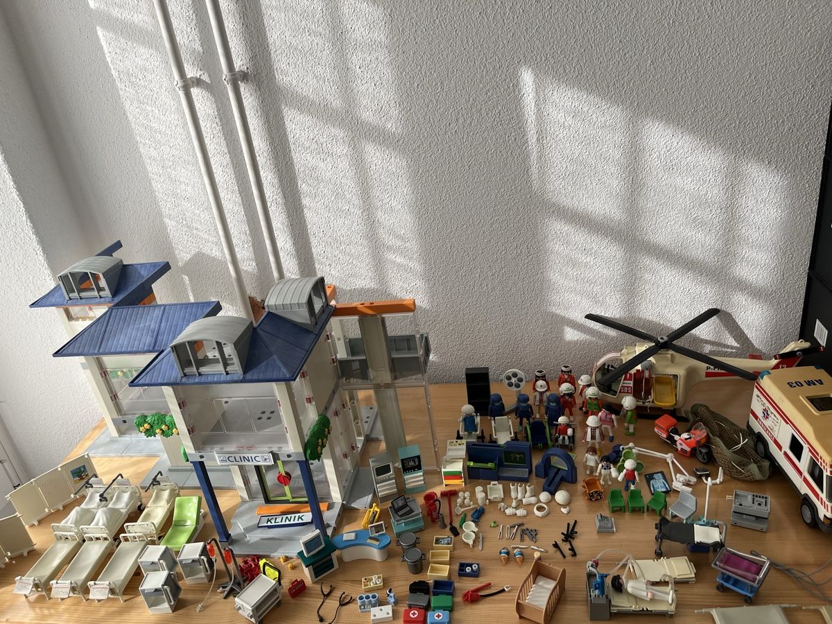 Playmobil Giocattoli: Playmobil Klinik – Usato da Frauenfeld venduto da adj04