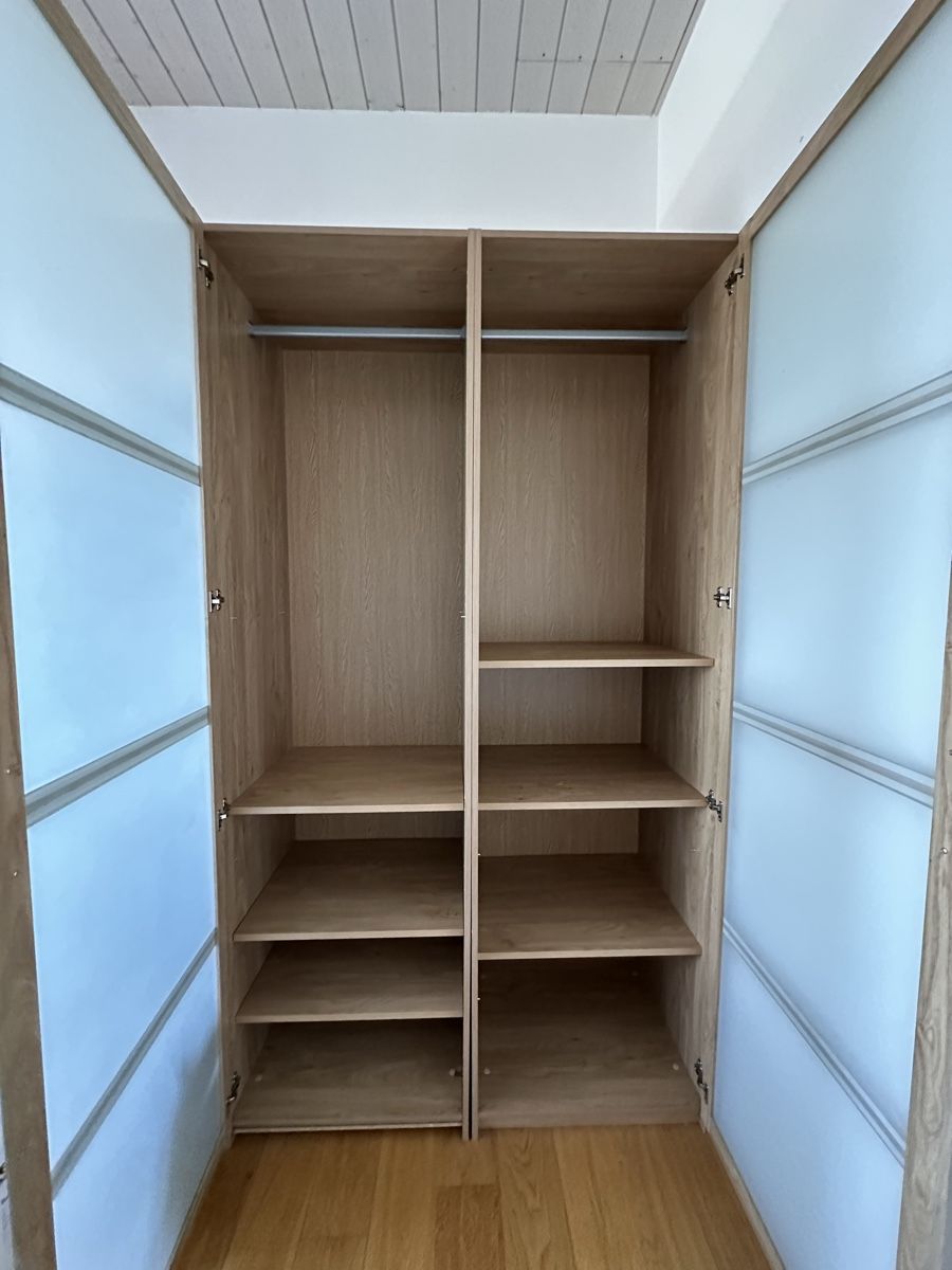 Ikea Schränke: Armoire – Gebraucht aus St-Prex von emi_7j6y 1