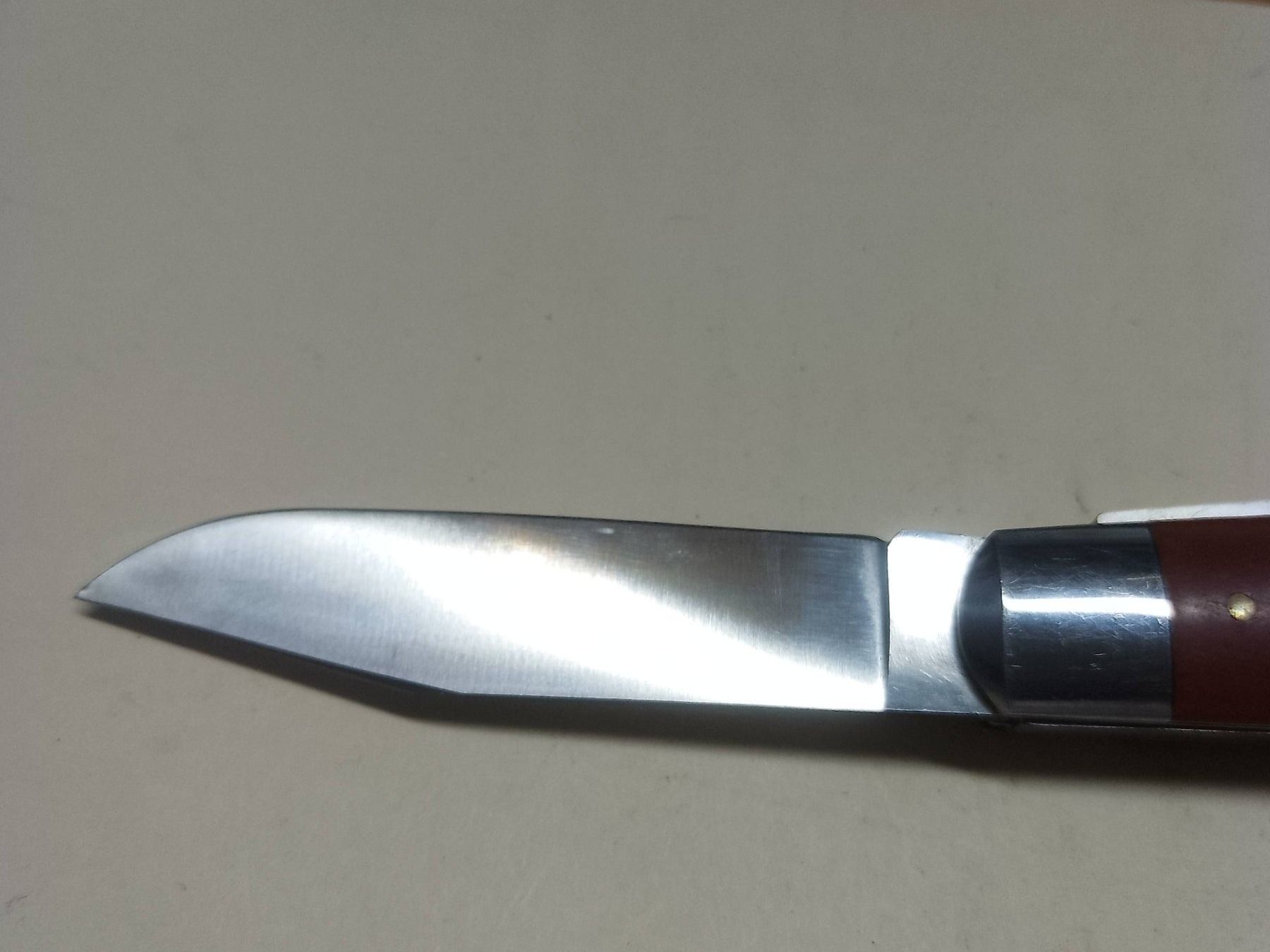 Victorinox Coltelli tascabile: Messer - "Victoria - Switzerland - Stainless" – Usato da Sorengo venduto da 74in 1