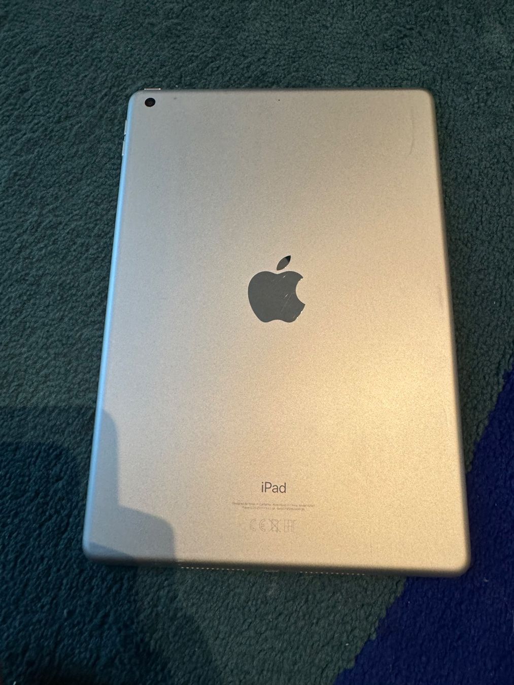 Apple Tablet PC: Apple iPad 7 Generation – Defekt aus Adliswil von Busys 1