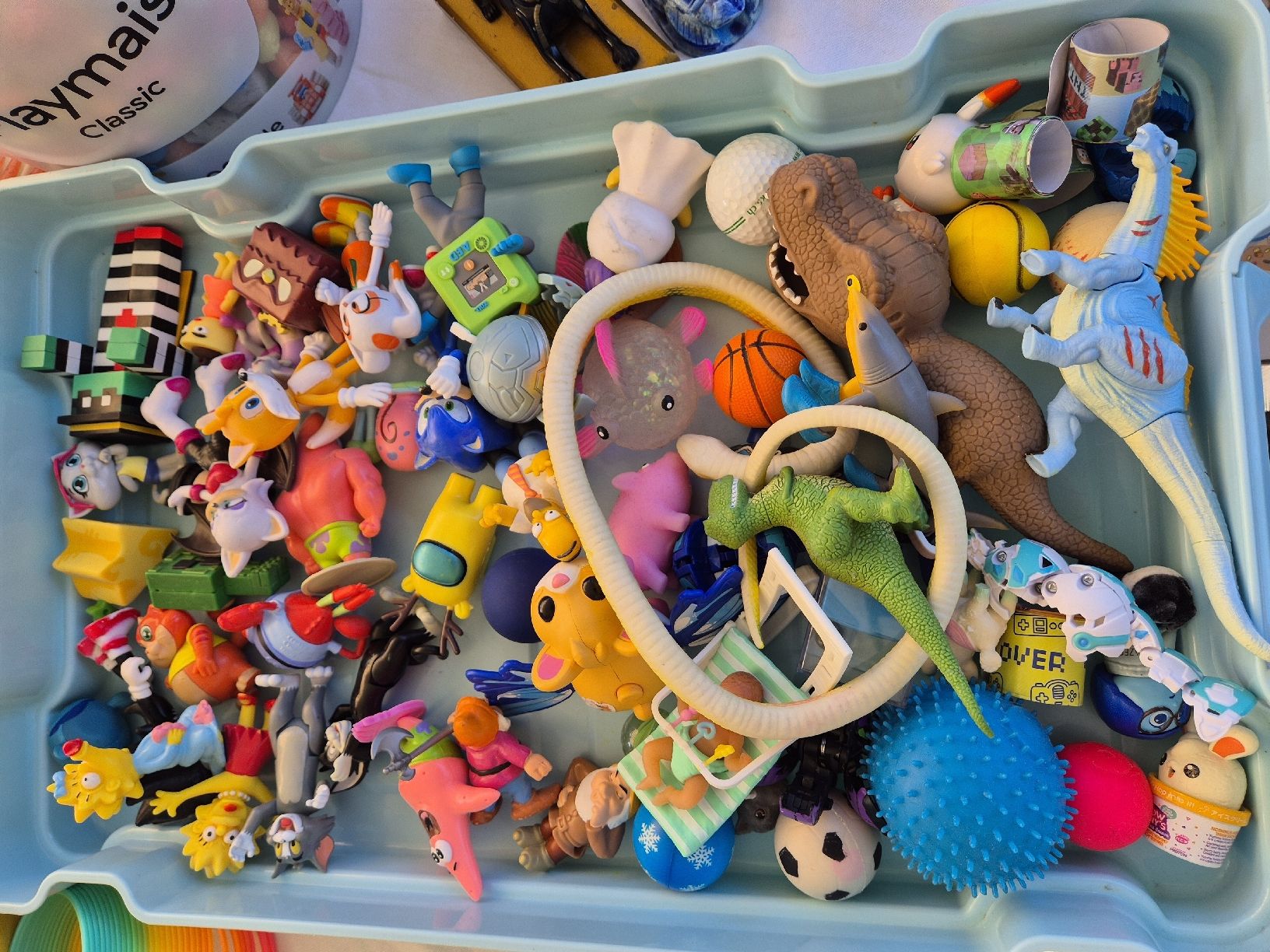Tutte le decorazioni: Grosses Sortiment an Flohmarkt Artikeln – Usato da Luzern venduto da michschm7 2