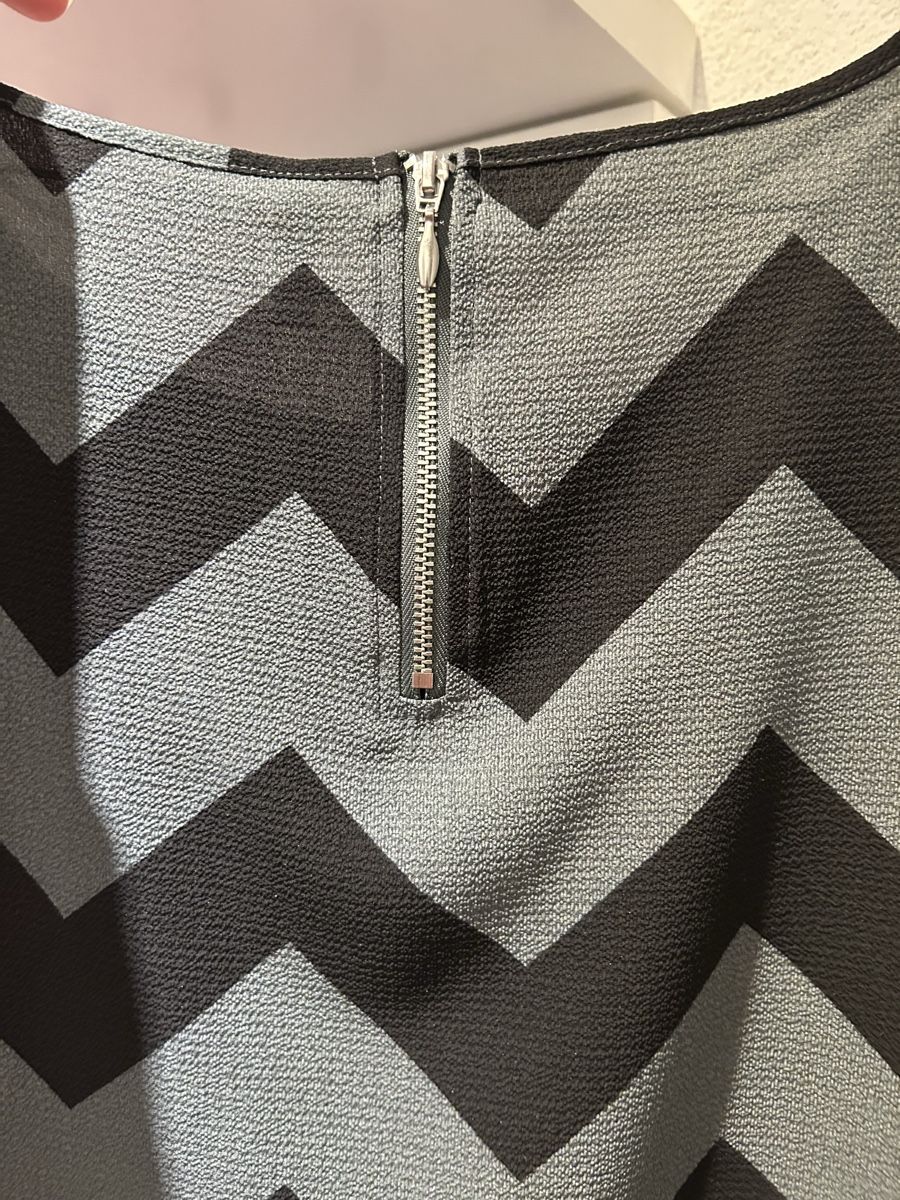 Only Camicette: Bluse vo Only, Grau Schwarz, Gr. 38, Neu! – Nuovo e nell'imballaggio originale da Erlinsbach SO venduto da hallon480 1