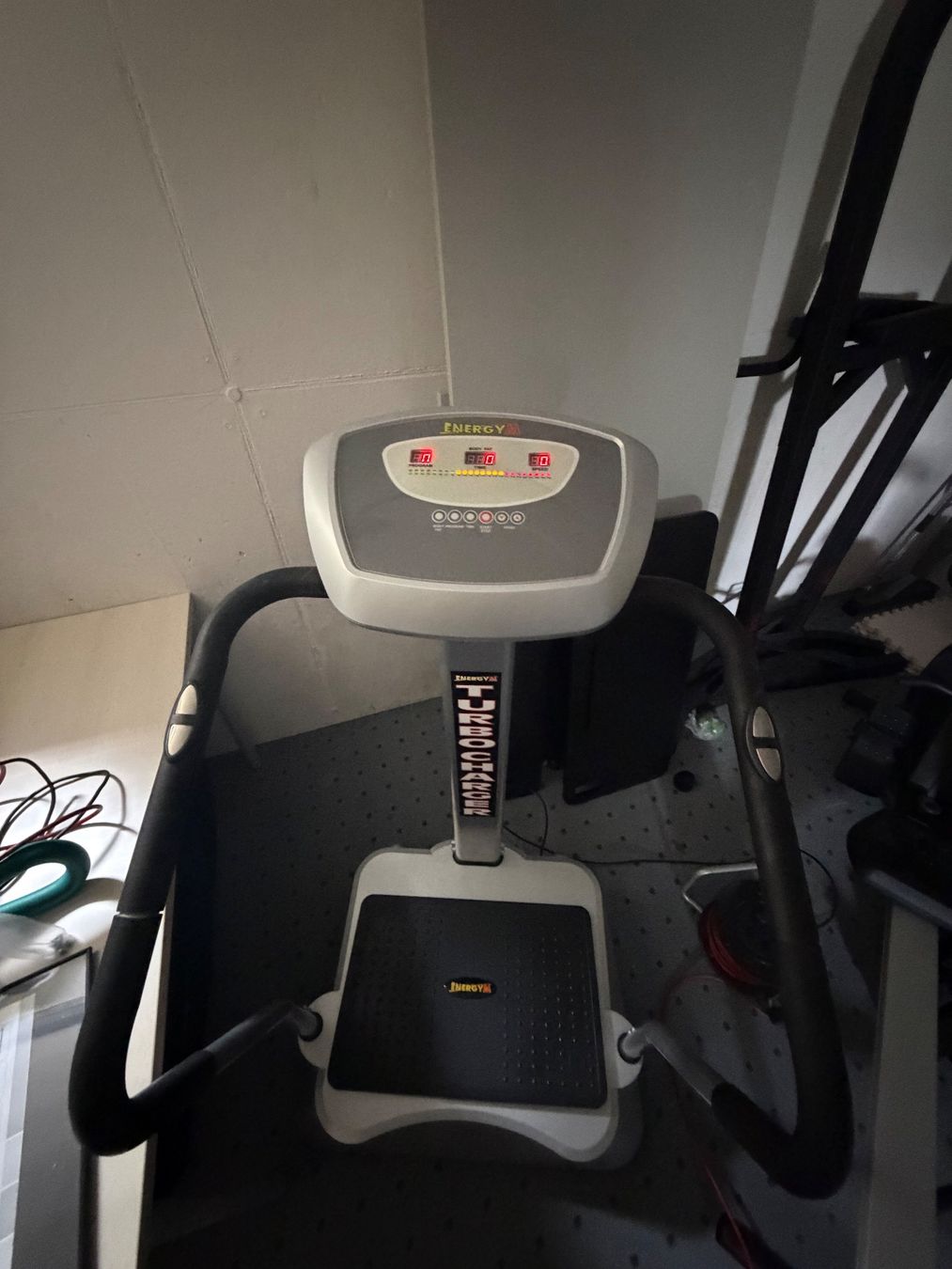 Vélos d'appartement: Fitnessgerät – D'occasion à Volketswil par mic_9kn7 2