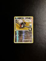 Staraptor FB 11/147 Supreme Victors Reverse Holo NM