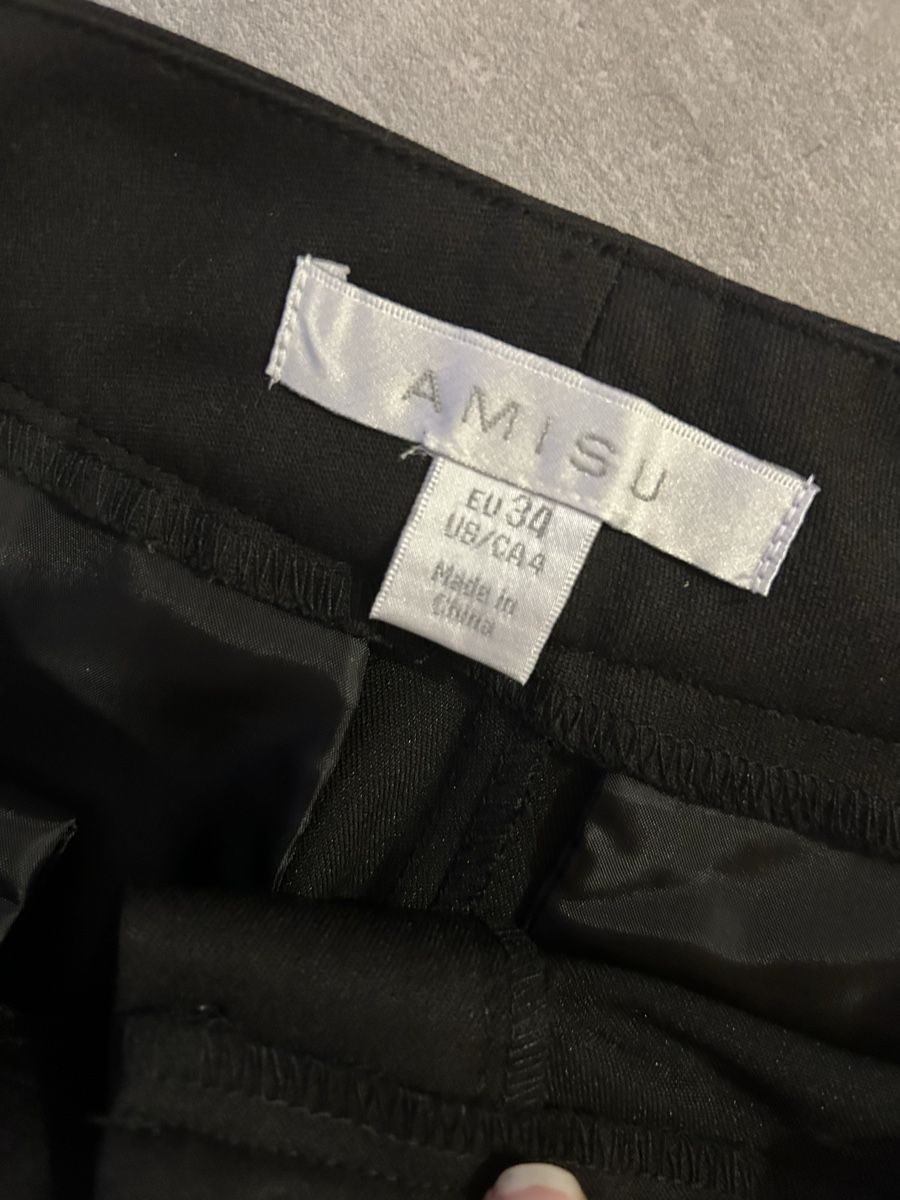 Gonne: Chic AMISU Black Maxi Skirt with Slit Size EU 34 for Spring – Usato da Zürich venduto da chi_7k5b 1