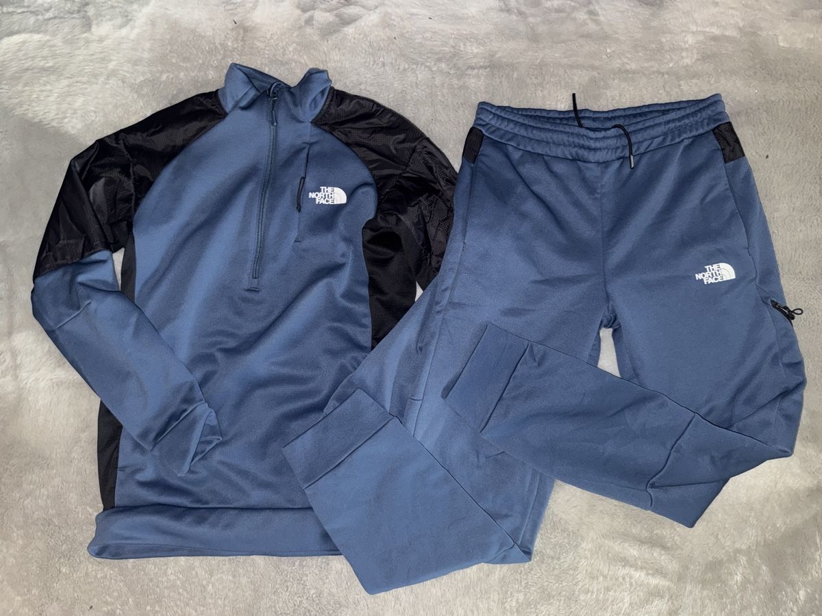 Maglioni & Felpe: ENSEMBLE THE NORTH FACE – Usato da Genève venduto da Noah8972
