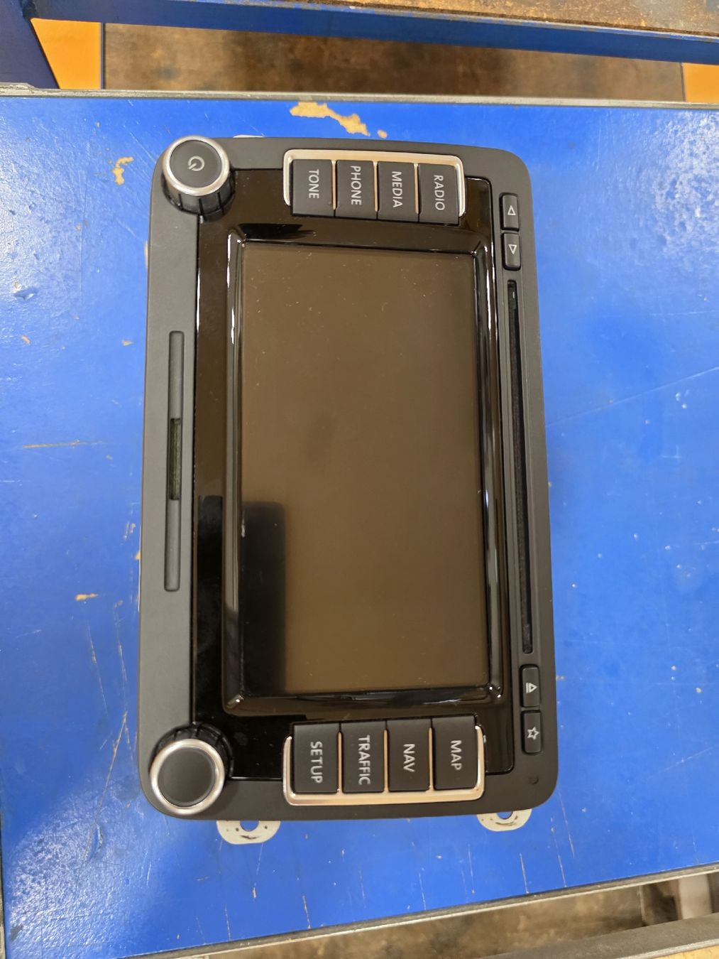 Radios: VW Radio Navigation RNS 315 defekt – Defekt aus Stallikon von Whitecrowe