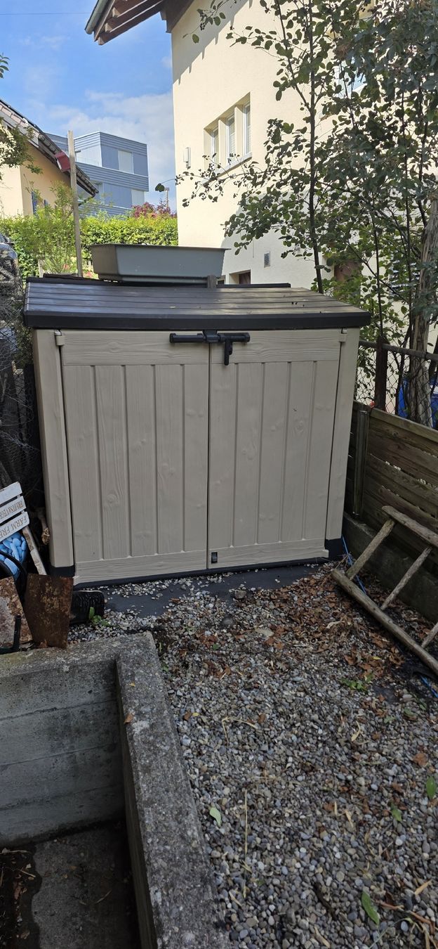 Keter Box contenitori: Keter Gartenbox – Usato da Menzingen venduto da vannessa.studer 1