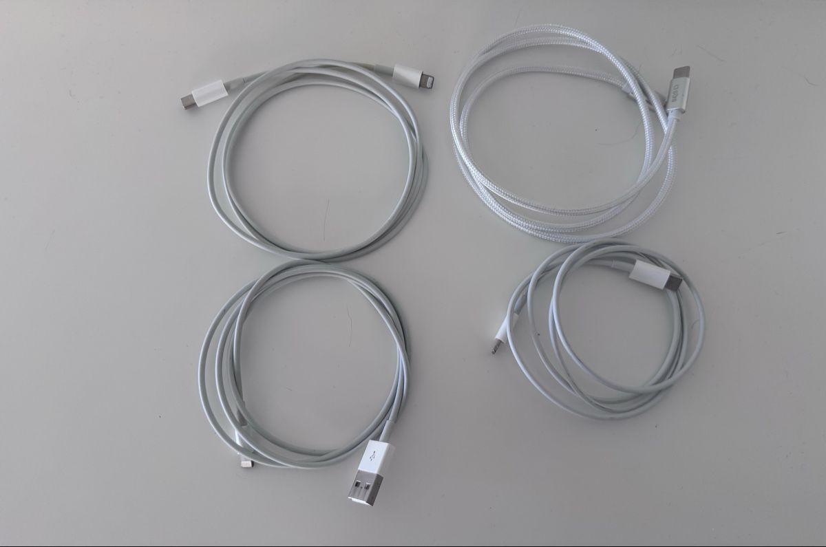Apple Telefoni cellulari / Smartphones: iPhone 14 Pro Max Deep Purple 128GB mit Zubehoer – Usato da Schliern b. Köniz venduto da Melom 6