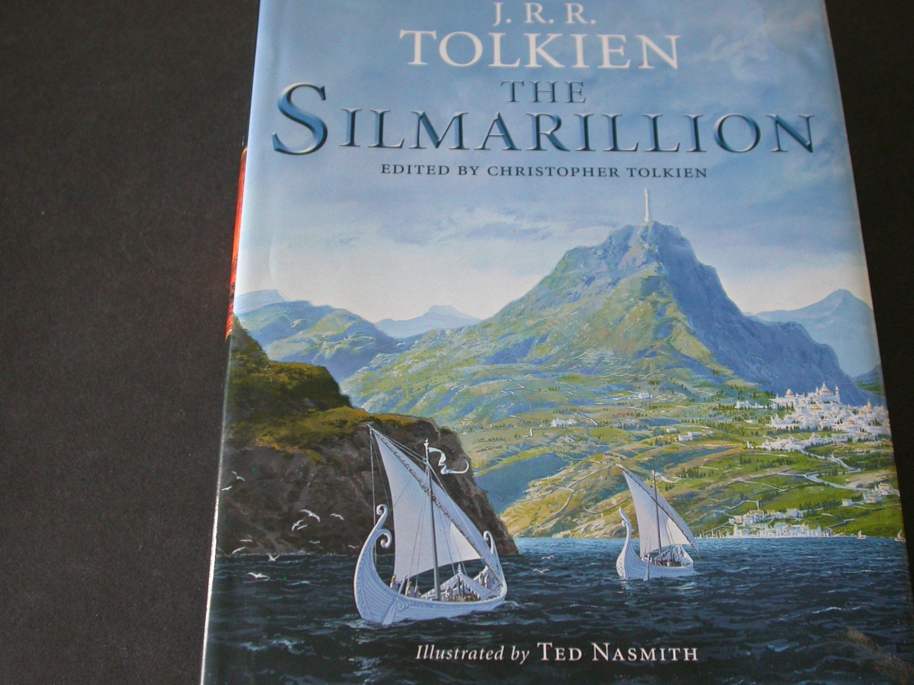 Belletristik: J.R.R. Tolkien: The Silmarillion – Gebraucht aus Zürich von