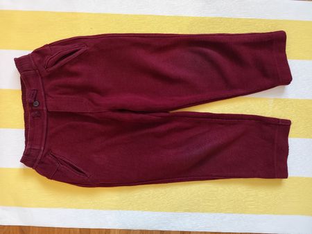 kastanienbraune Hose. Zara. Gr. 6