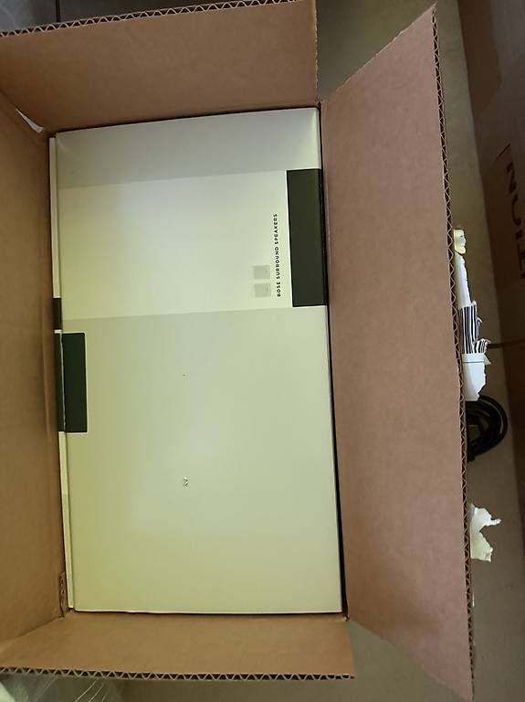 Casse acustiche: Bose Virtually Invisible 300 – Usato da Adlikon b.Regensdf venduto da dammgarage8108