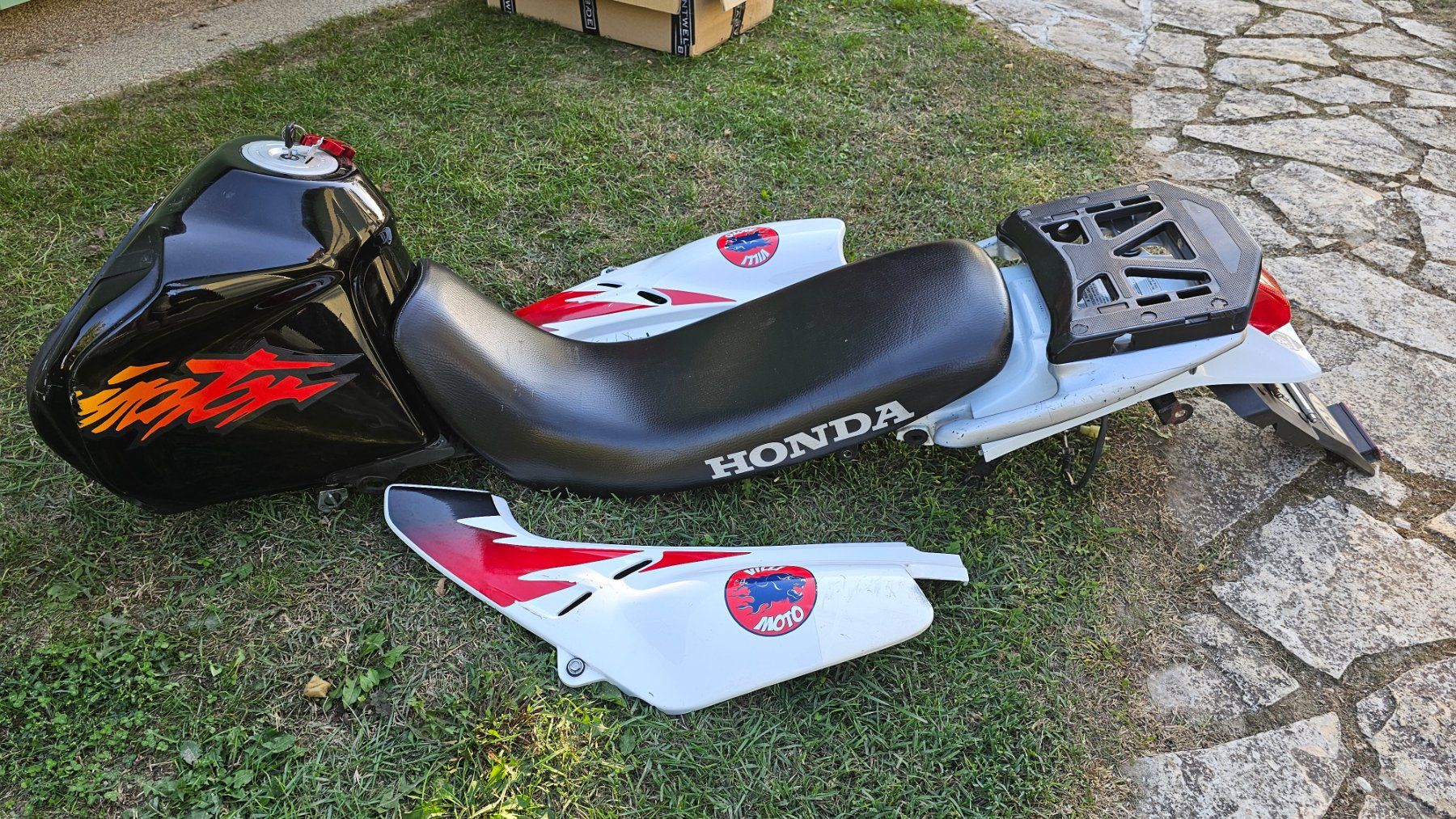 Honda Enduro: Honda NX 650 Teile – Gebraucht aus Nänikon von joreni 2