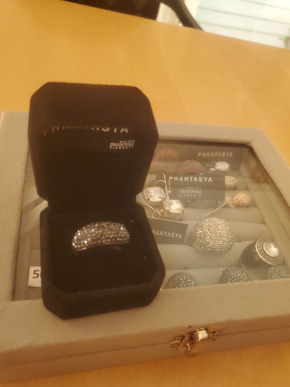 Swarovski Anelli: Swarowski Ring Phantasya Damen Grösse 56 – Nuovo (secondo la descrizione) da Balsthal venduto da redcarpet 2
