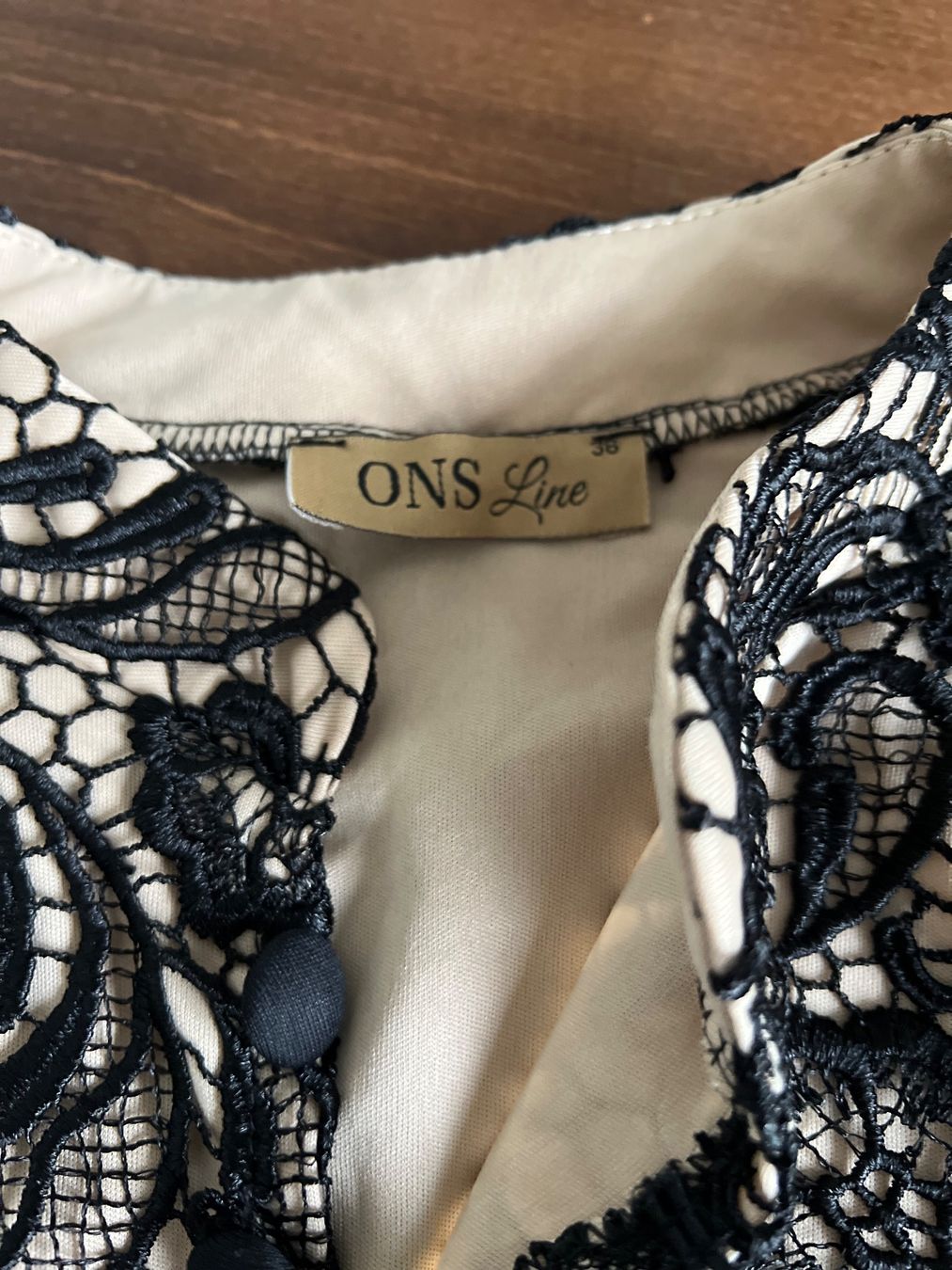 Vestiti: Schönes Spitzenkleid, Gr. 34/36 – Usato da Ebmatingen venduto da Mistelu 5
