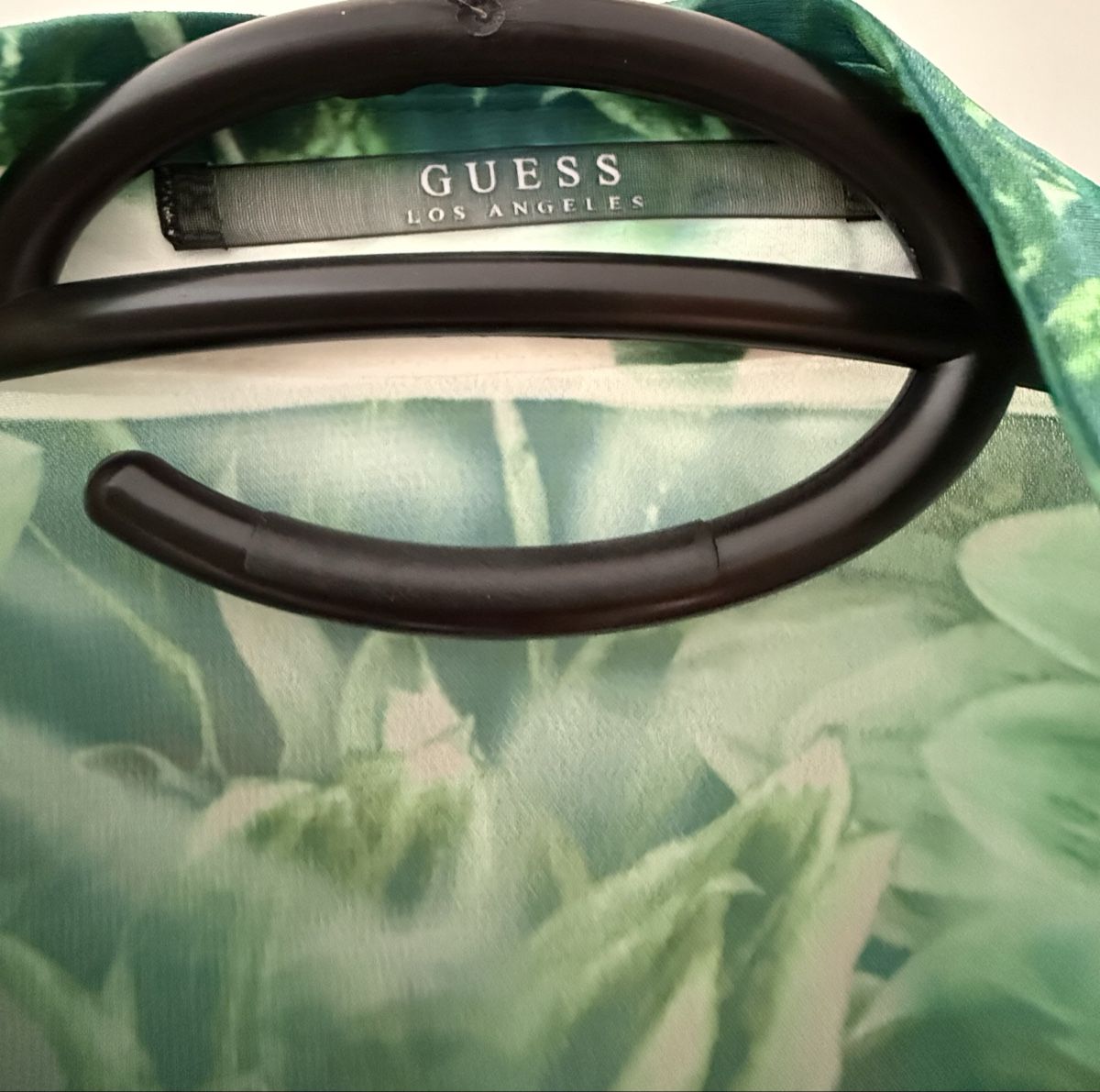 Guess Blusen: Bluse Damen GUESS Grösse S Sommer Leo Print – Neu (gemäss Beschreibung) aus Niederhasli von R__A 2