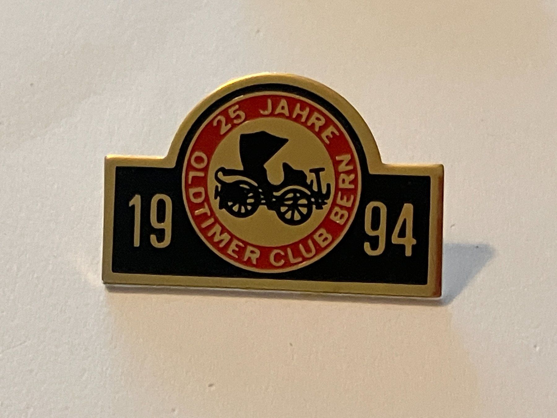 Placchette & Badge: 1 Pin Oldtimer Club Bern 25 Jahre – Usato da Basel venduto da djwwpp