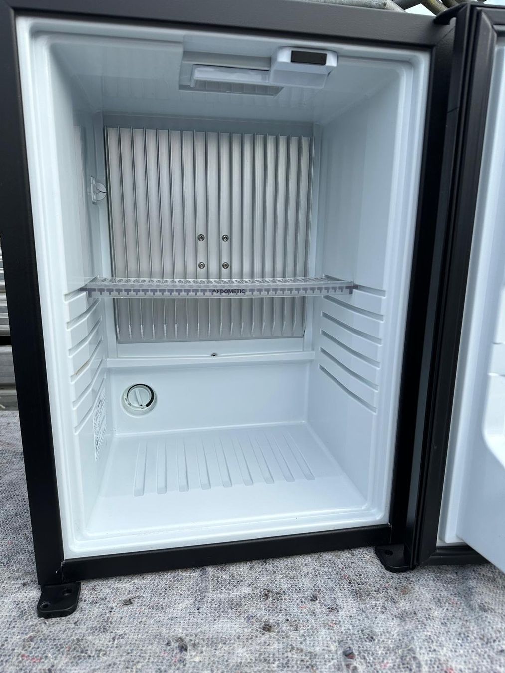 Frigoriferi: Minibar Dometic RH 430 NTE – Usato da Spreitenbach venduto da Space_X 5