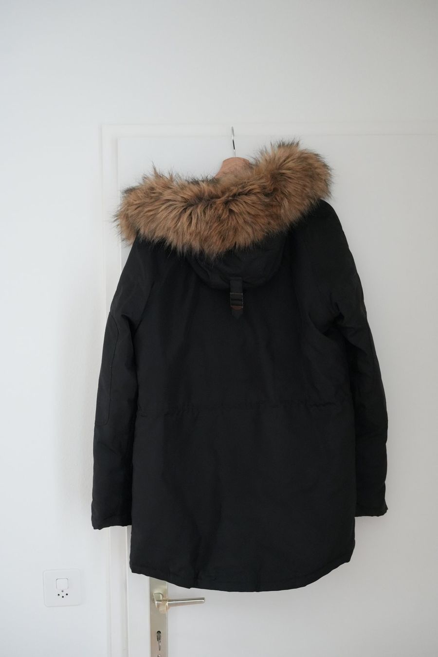 Giacche: Only & Sons Winterjacke Parka Schwarz Gr. M – Usato da Luzern venduto da Kybi92 4