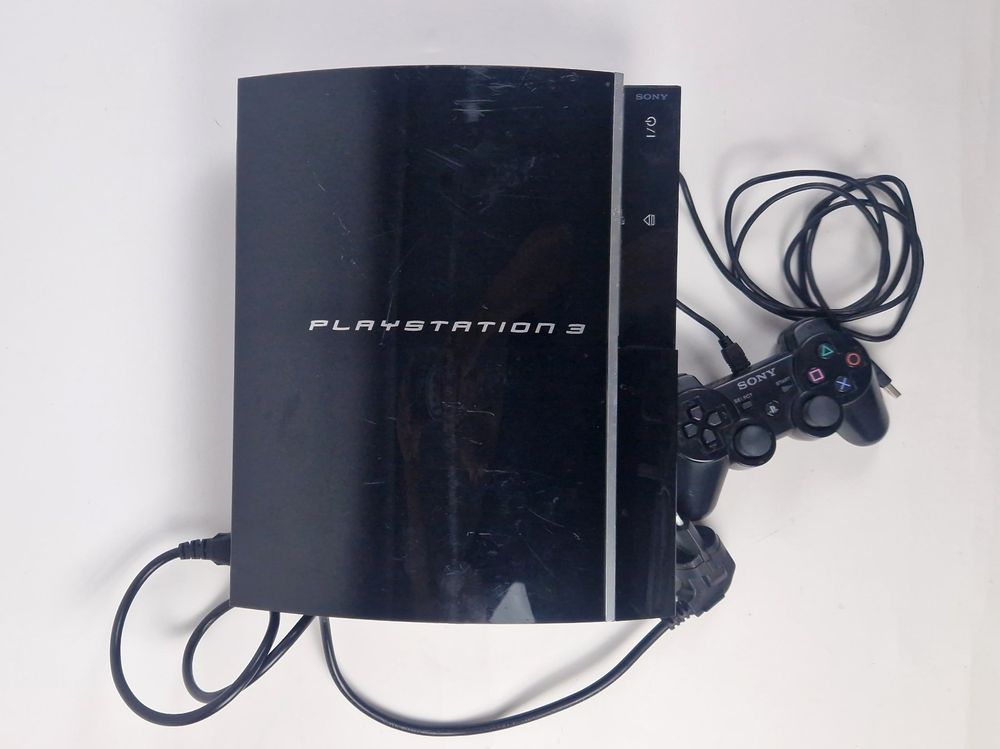 Playstation 3 FAT mit DualShock 3 Controller (Gebraucht) in Basel für ...