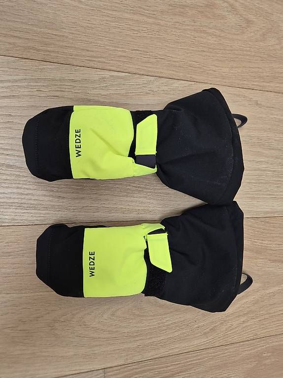Guanti: Skihandschuhe Kinder 4-6 Jahre – Usato da Oberrohrdorf venduto da Hoto