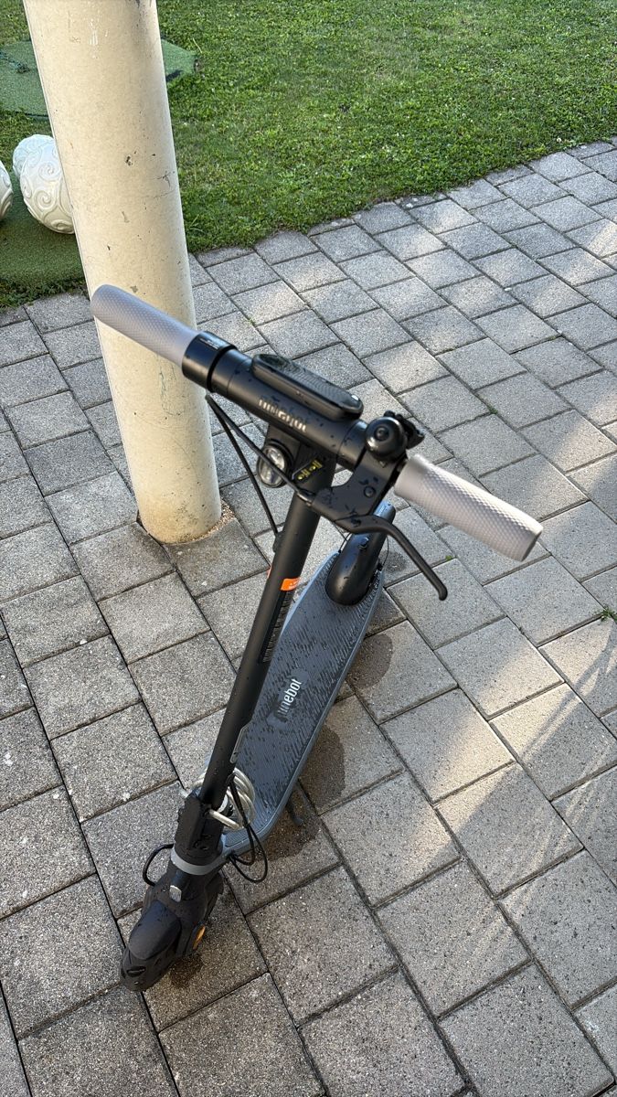Scooter: Ninebot E2E mit Garantie – Usato da Wiesendangen venduto da user6384729472 1