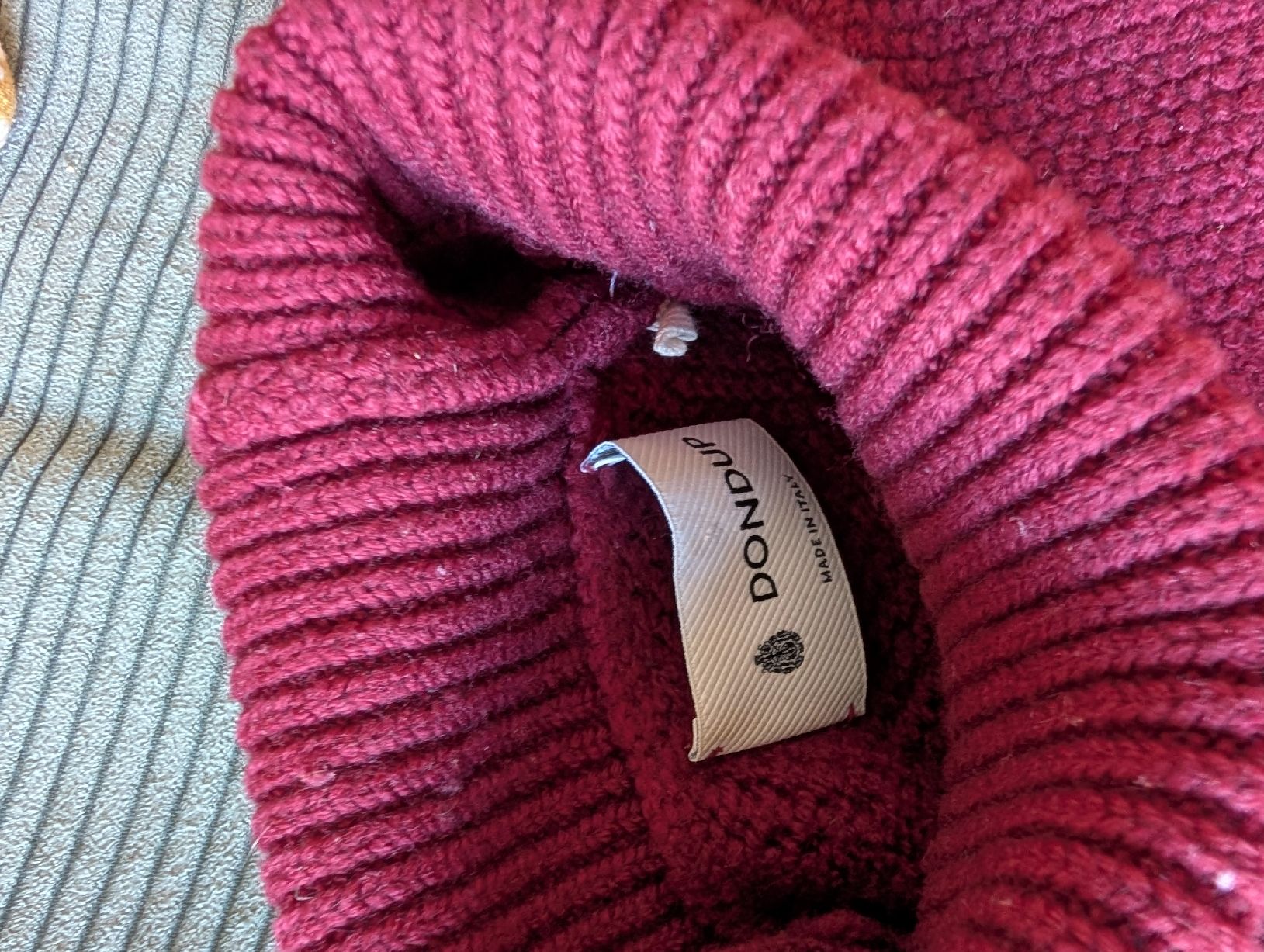 Dondup Pulls & Sweat-shirts: DONDUP Rollkragenpullover Bordeaux Grösse M – D'occasion à Zürich par ver_q759 3