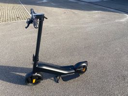 Mc laren x Pure Elektro Scooter