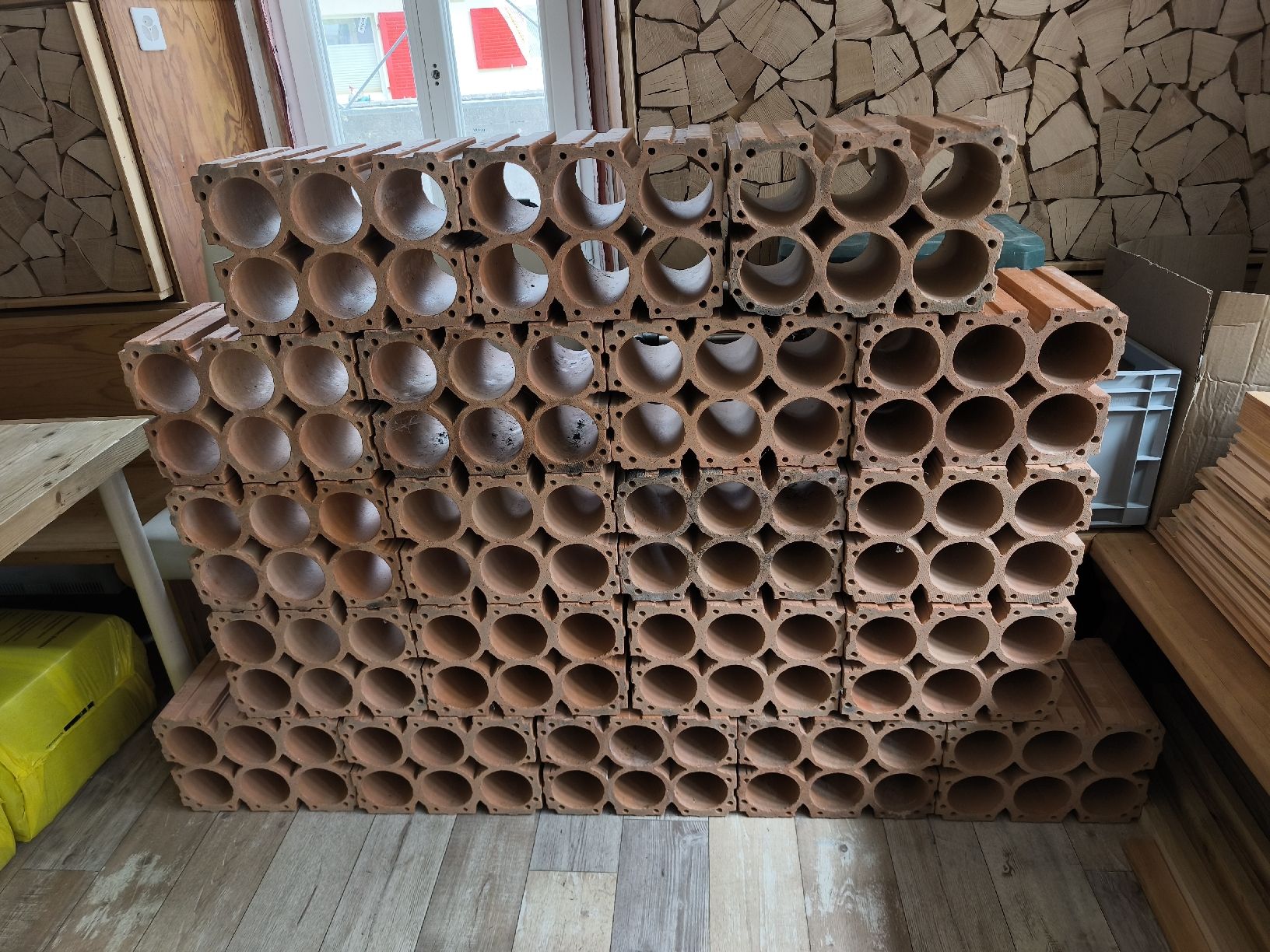 Scaffali: Weinregal aus Tonsteinen – Usato da Göschenen venduto da kai_9ppg 1