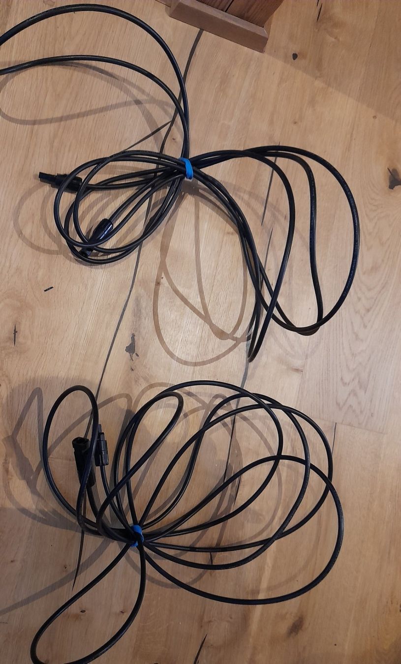 Câbles: Solarkabel – D'occasion à Herisau par komodo0