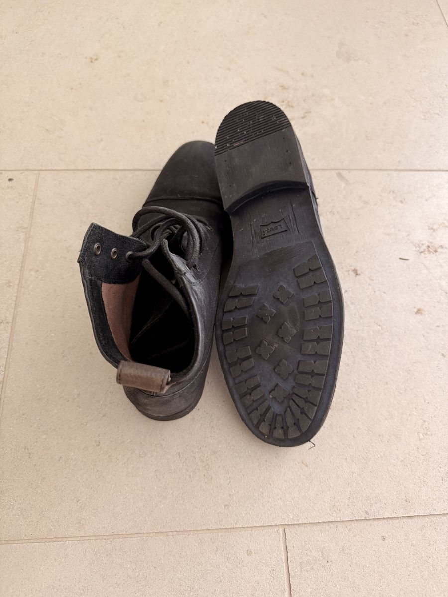 Levi's Scarpe da uomo: Levis Stiefel aus Leder, schwarz, Grösse 46 – Usato da Vaduz venduto da sbe_r8th 2