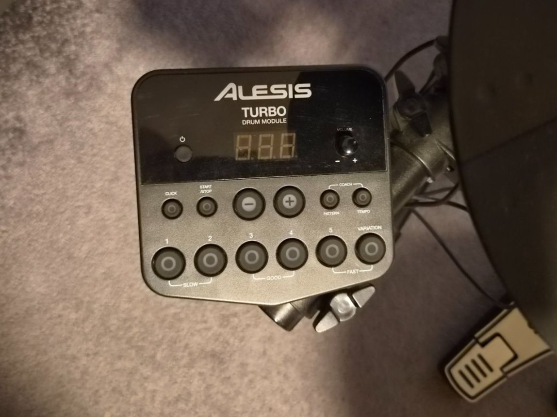 Alesis Musikinstrumente: Alesis Turbo Mesh Kit – Gebraucht aus Fribourg von PhotoStudio1 2