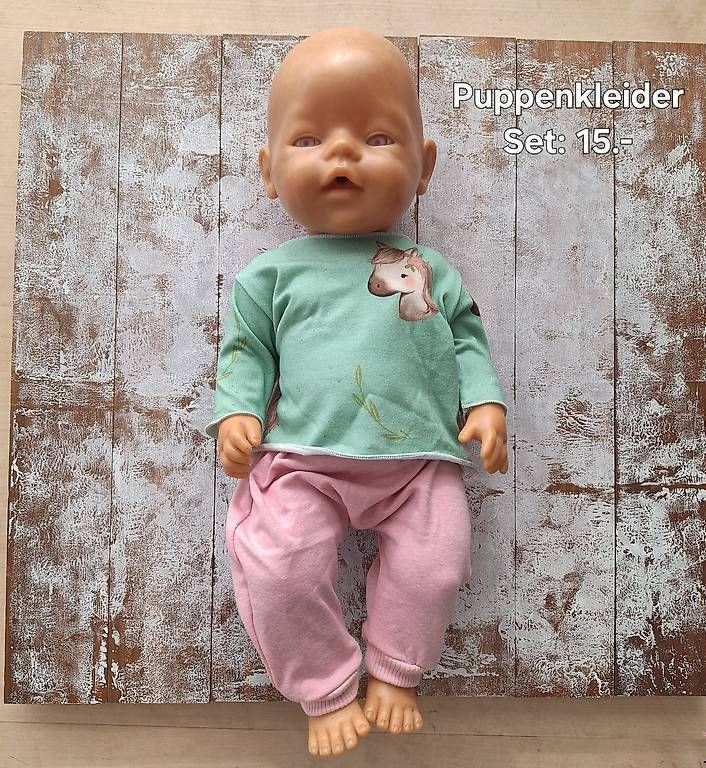 Bambole: Puppenkleider Neu! – Usato da Seewis-Dorf venduto da GAGAGAGSGAGA 1