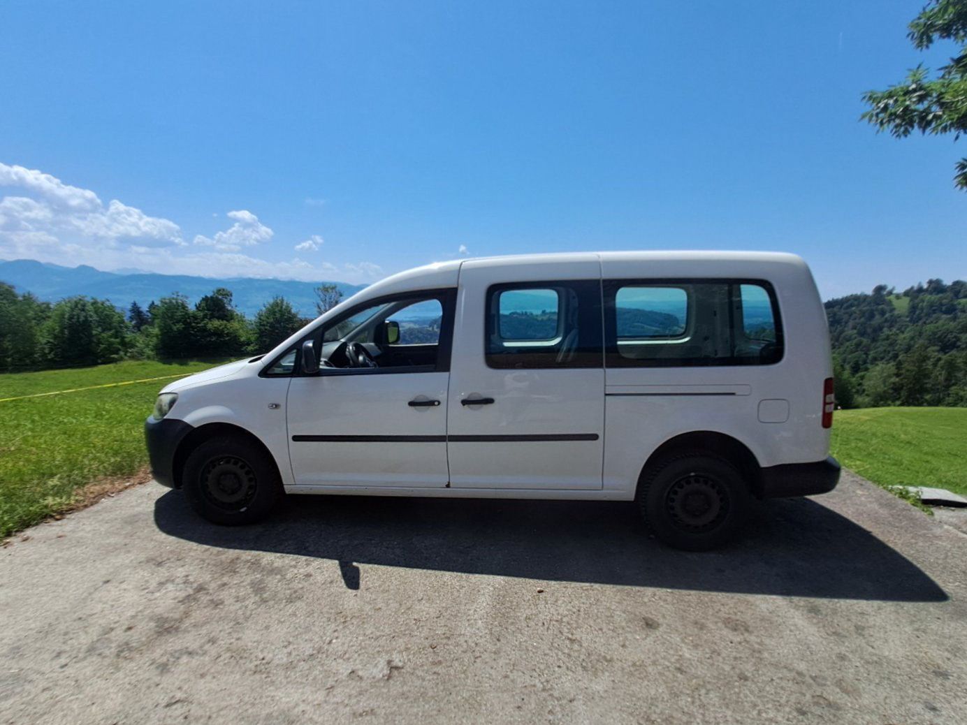 VW Nutzfahrzeuge: VW Caddy Maxi 2.0D 4Motion – Gebraucht aus Goldingen von Domi23Sch