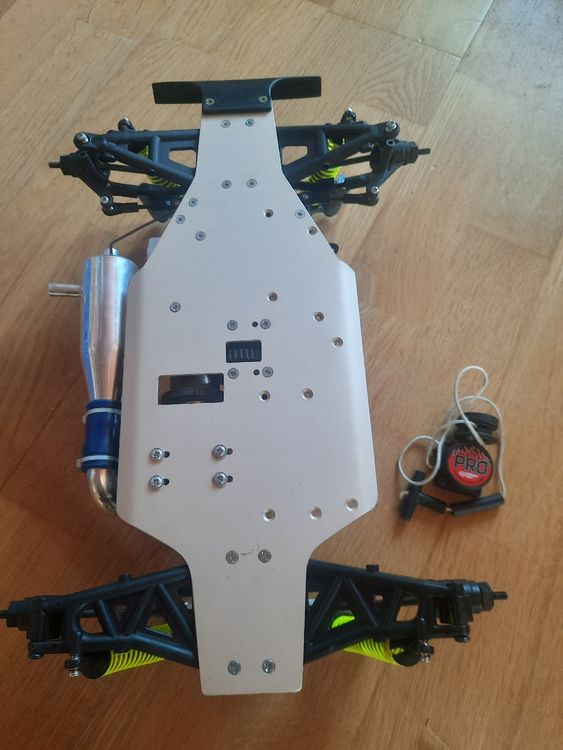 Thunder Tiger rc Chassis 1:10 (Defekt) in Tann für CHF 34 – mit ...