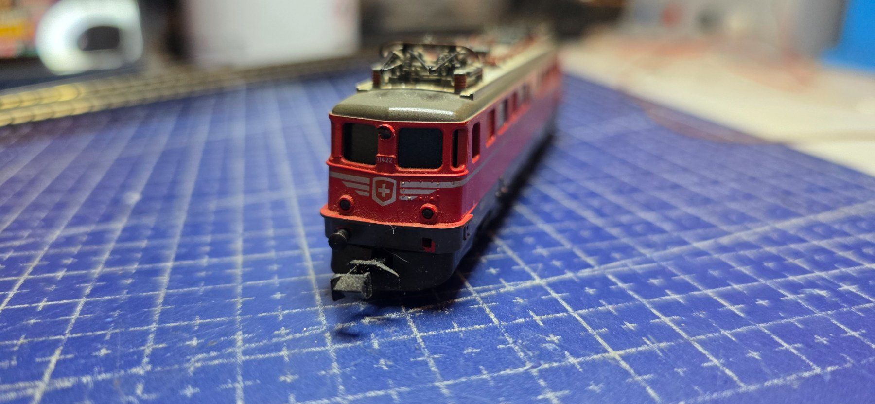 Trix Modelleisenbahnen: Minitrix spur N Ae6/6 11422 Rot Analog – Gebraucht aus Hochfelden von Danizh0 4
