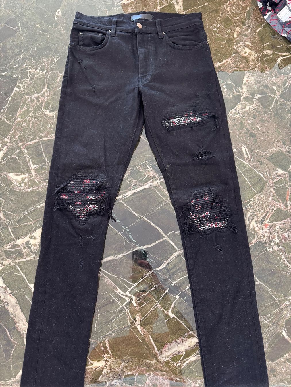 Amiri Jeans: Jeans slim Amiri – Nuovo (secondo la descrizione) da Genève venduto da kil_bxc8