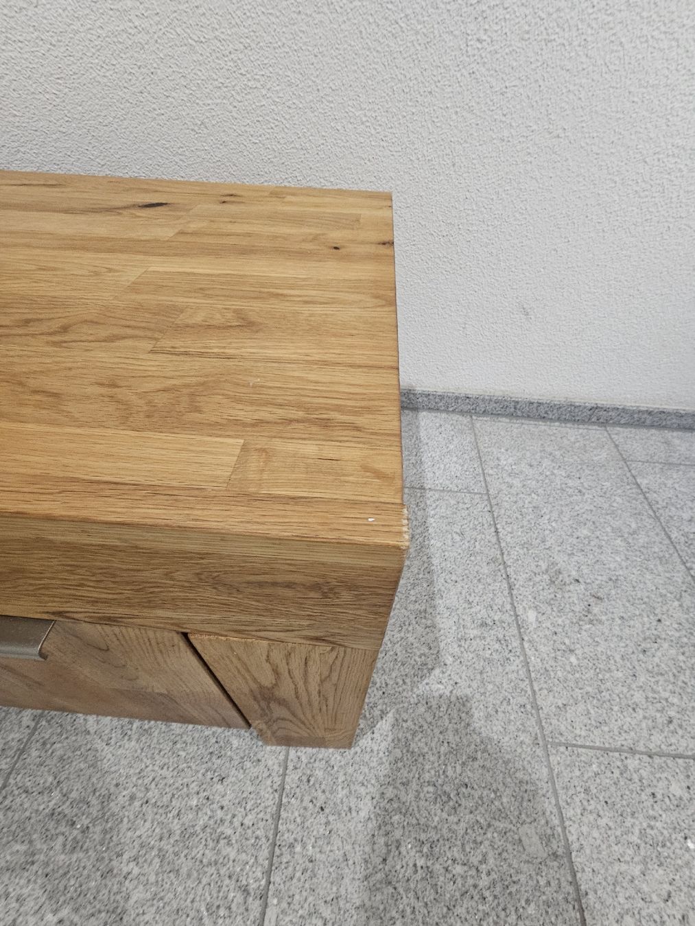 Mobili TV: Massivholz Wildeiche Lowboard – Usato da Alpnach Dorf venduto da gal.a 4