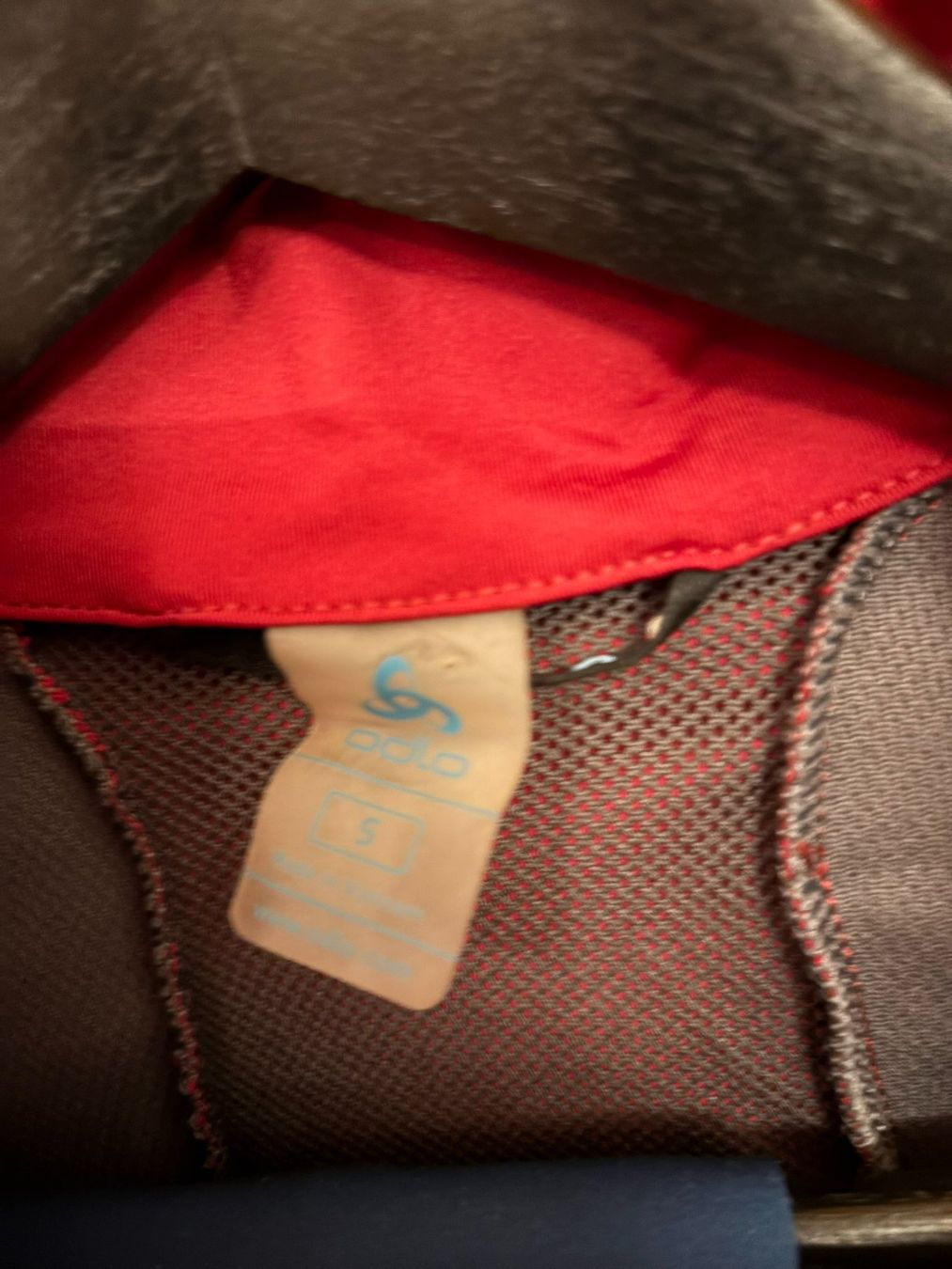 Odlo Giacche: Odlo Herren AEOLUS ELEMENT Langlaufjacke – Usato da Rueun venduto da Bmwurbi 1