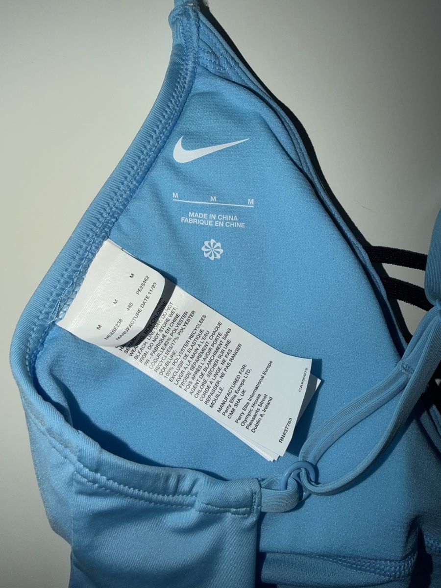 Nike Costumi da bagno & Bikini: Maillot de bain NIKE taille M NEW – Nuovo (secondo la descrizione) da Cologny venduto da PEACEANDLOVE 3