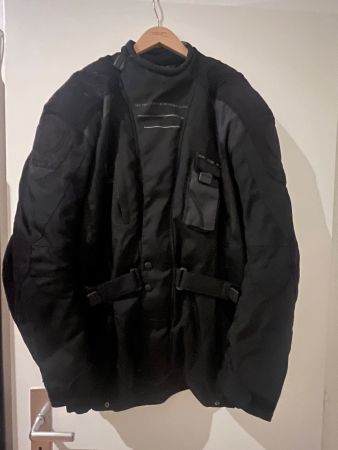 Veste de moto Büse XXXL noire - idéale pour l'hiver!
