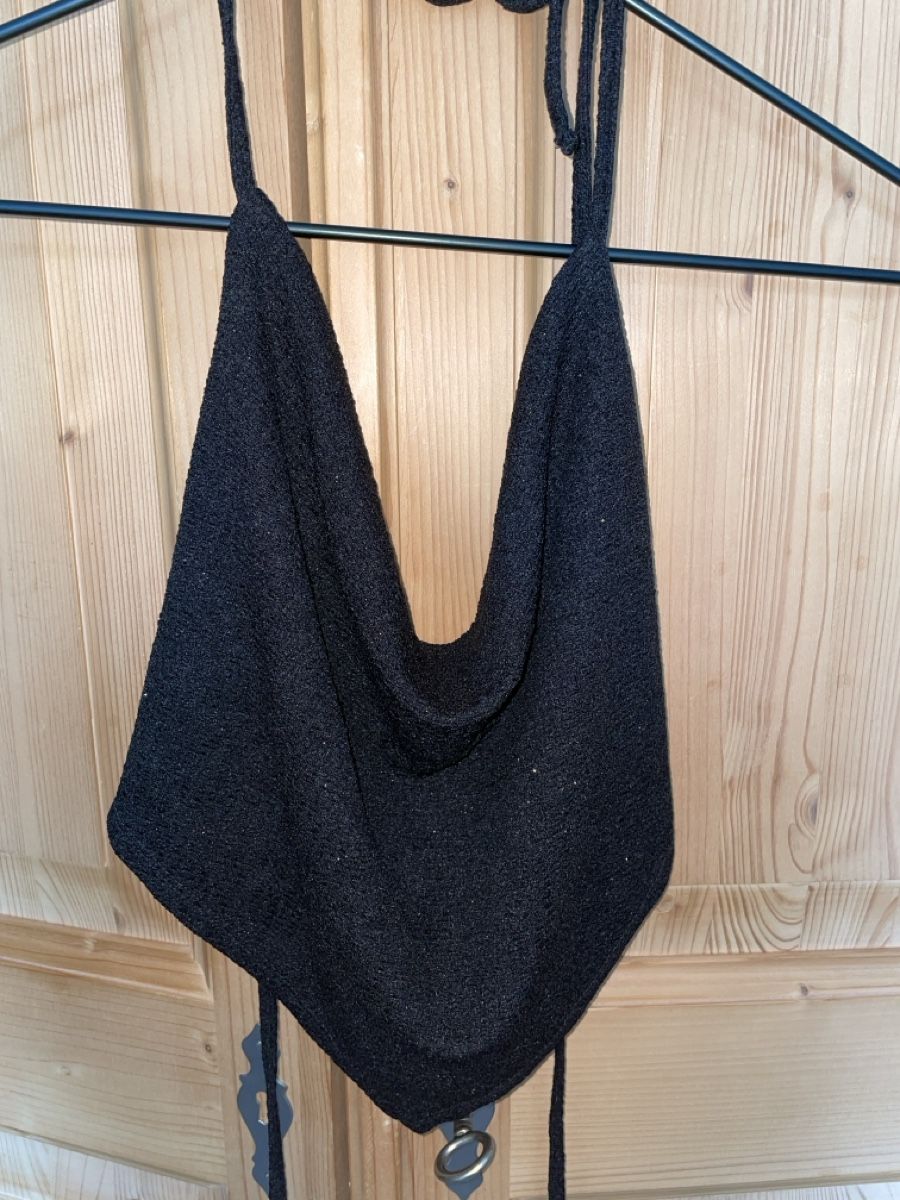 Top: Pull&Bear Top, Schwarz, Grösse S, Neckholder, Sommer 52 – Usato da Adliswil venduto da sel_s6cw 1