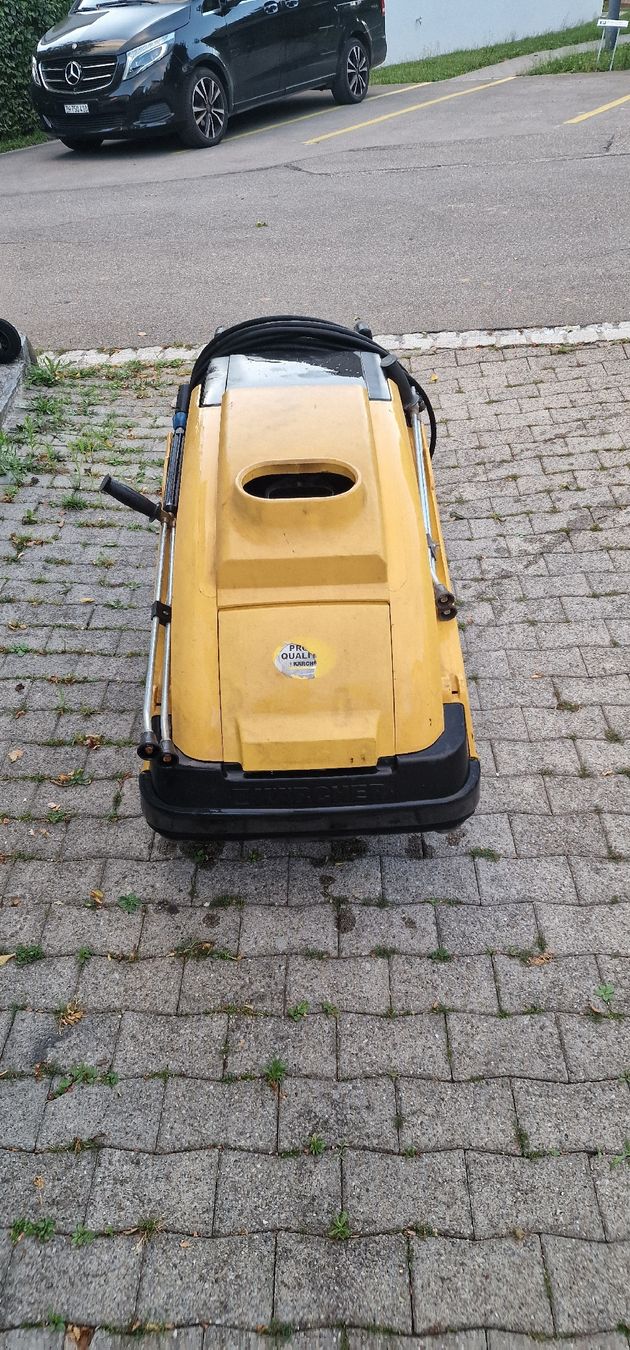Kärcher Nettoyeurs à haute pression: Kärcher HDS895 S Warmwasser – D'occasion à Tagelswangen par Axel_36 4