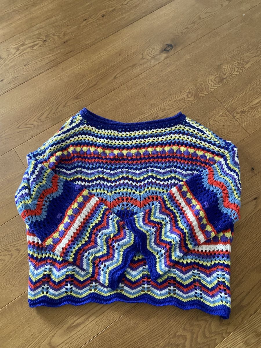 Pulls & Sweat-shirts: Funky sweater – Neuf (Voir description) à Walchwil par ann_ckz6