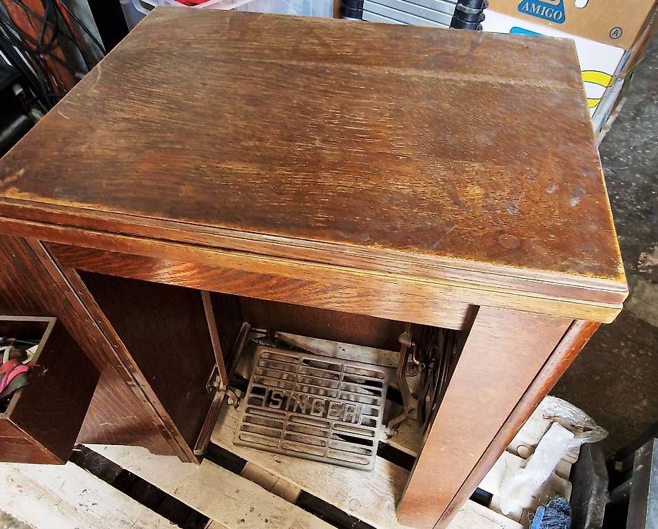 Macchine da cucire: Machine à coudre Singer d'époque électrifiée de 1936 – Usato da Delémont venduto da FB2800 3