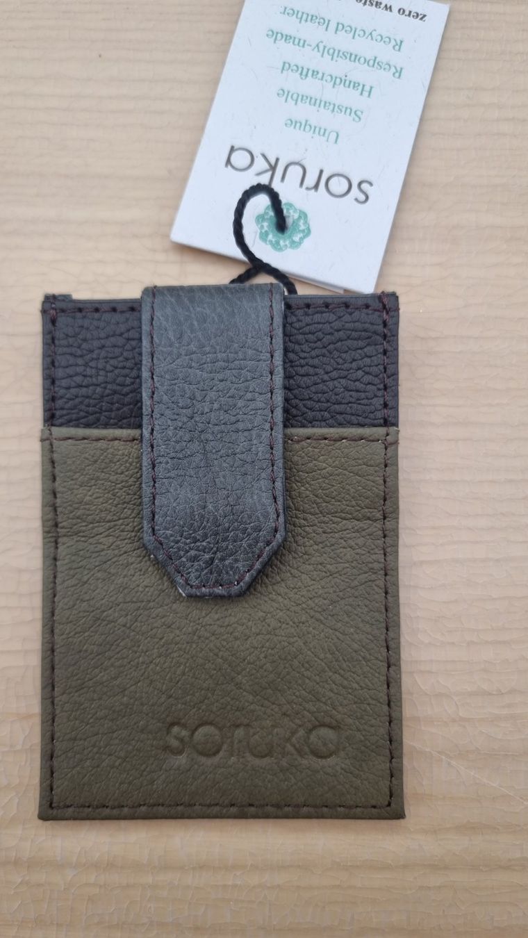Brieftaschen: Kreditkartenetui NEU Echtleder soruka – Neu und originalverpackt aus Appenzell von frisch-froehlich
