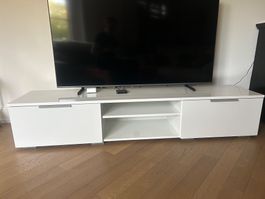 Meuble blanc pour télévision