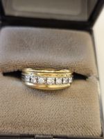 Goldring 750 mit 7 Brillanten besetzt, 5.9g schwer