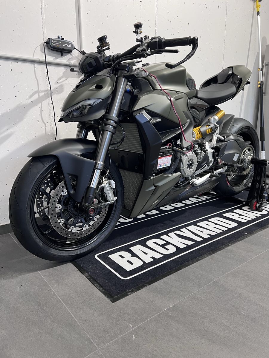 Ducati Strasse: Ducati Streetfighter V2 – Gebraucht aus Mettau von phi_fxp6